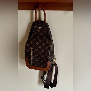 💥Fashion “wine bottle” Shaped Bag💥 NEW